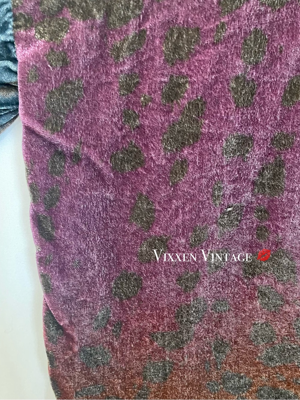 JOHNNY WAS EMBROIDERED SILK 'OMBRE CHEETAH VELVET CROPPED KIMONO' IN MULTI - Picture 7 of 7